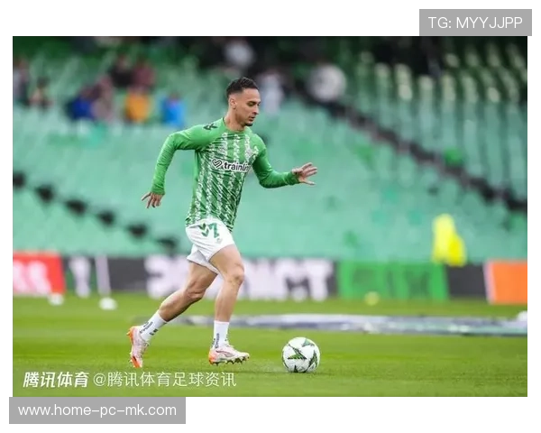 曼联通过灵活站位制造推进机会,安东尼动作流畅 曼联通过灵活站位制造推进机会,安东尼动作流畅